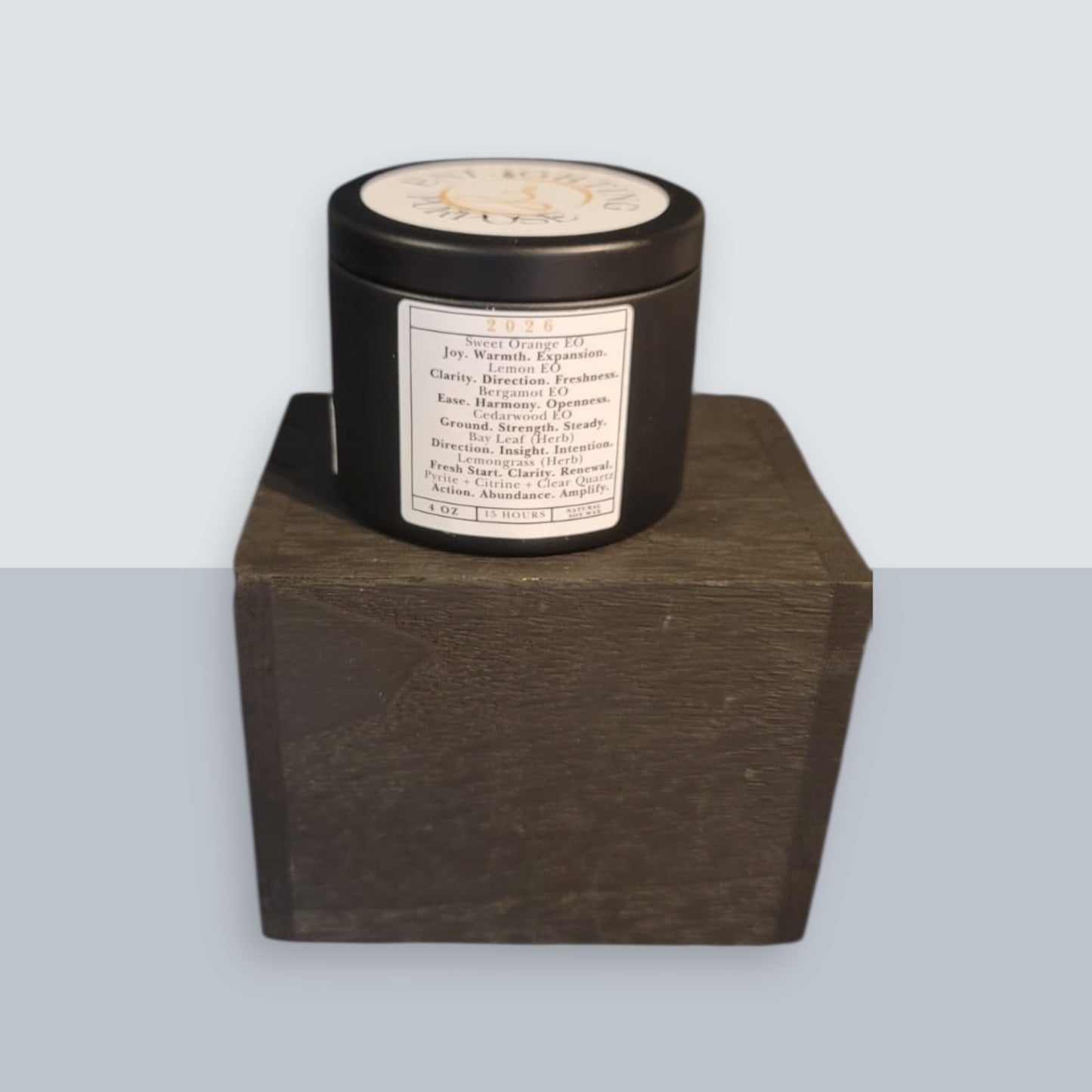 New Year Intention Candle for 2026 – Emotional Reset, Manifestation & Goal-Setting Ritual