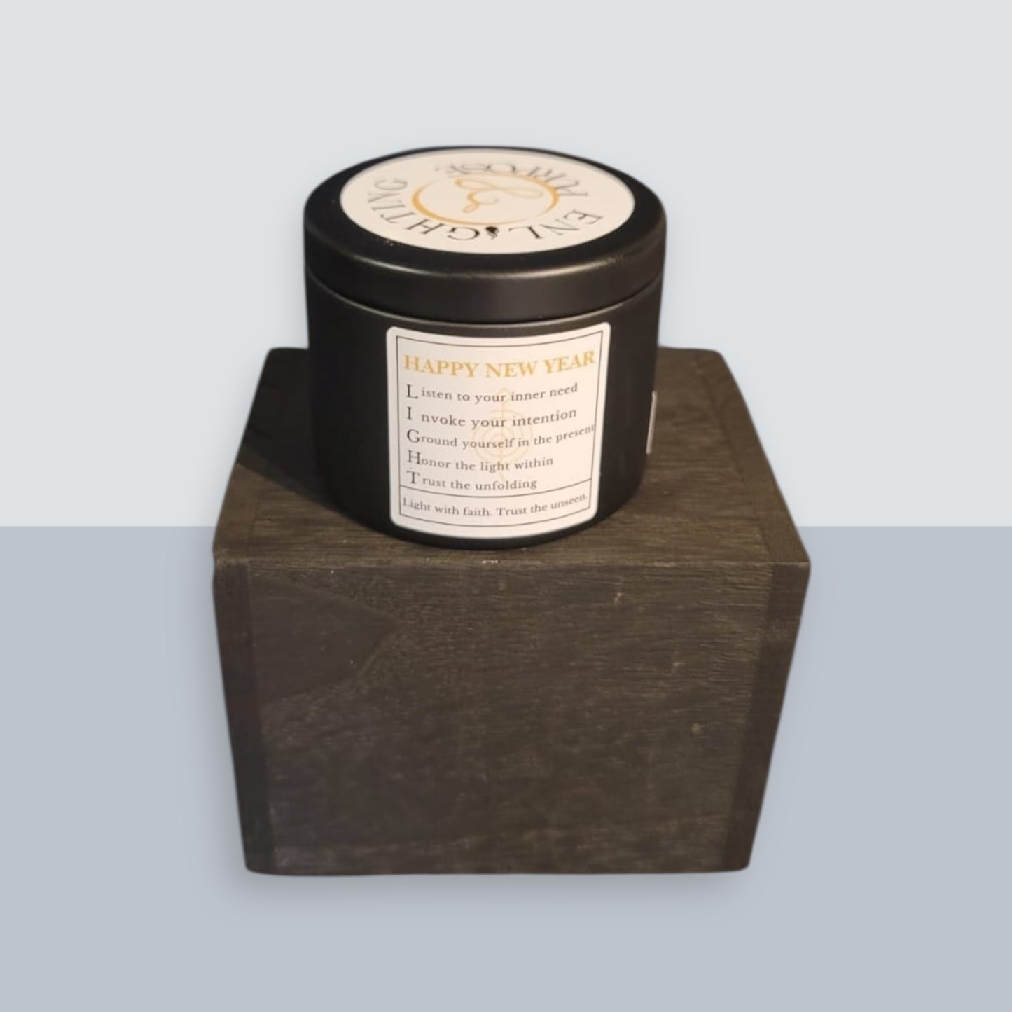 New Year Intention Candle for 2026 – Emotional Reset, Manifestation & Goal-Setting Ritual